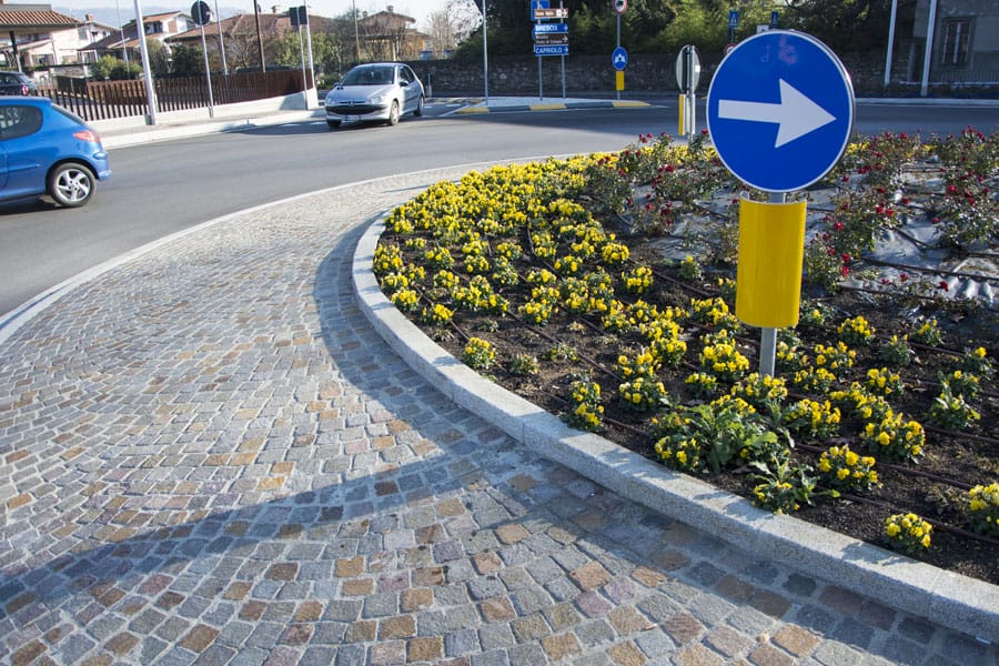 rotatoria in pietra 4